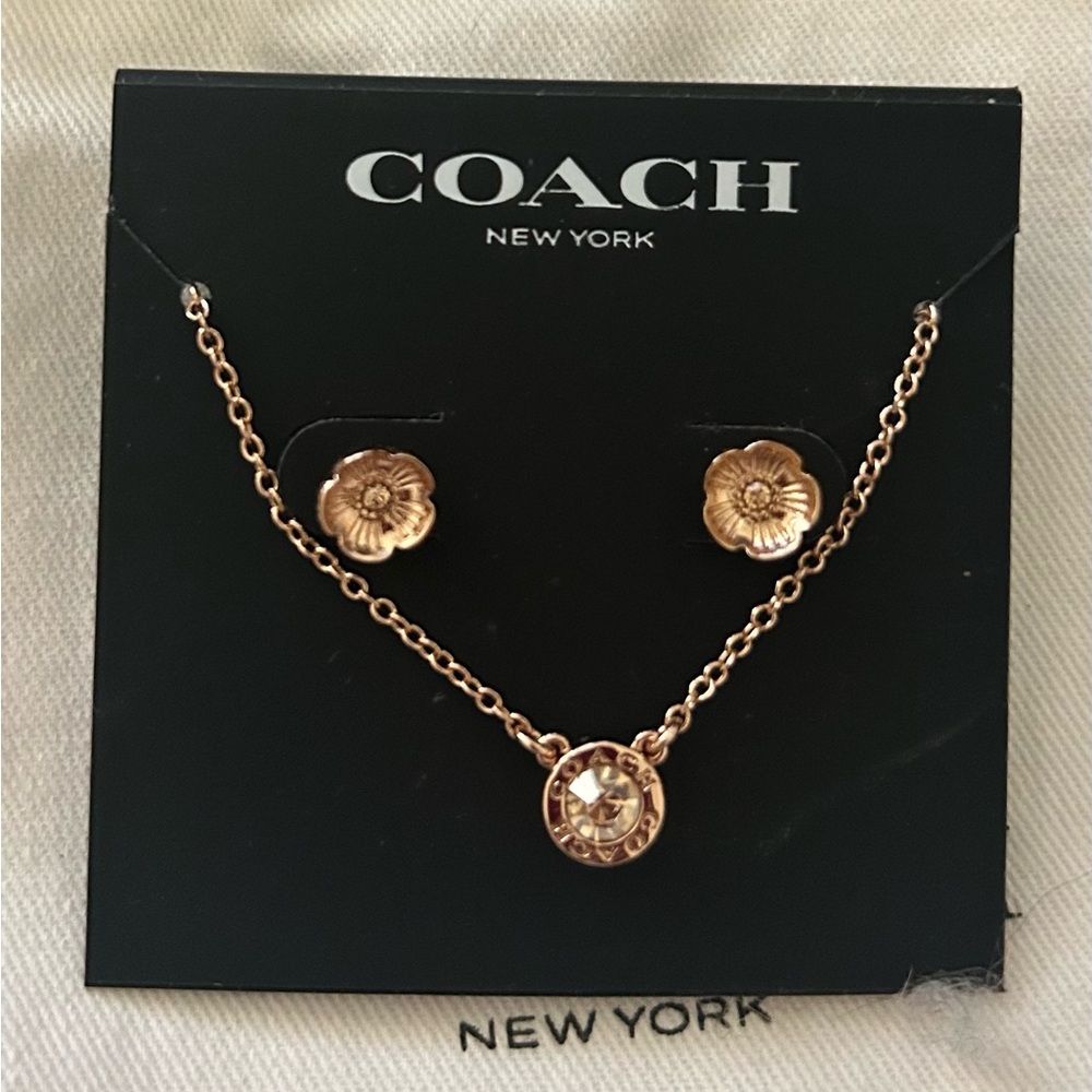 Coach Gold Floral Jewelry Set
